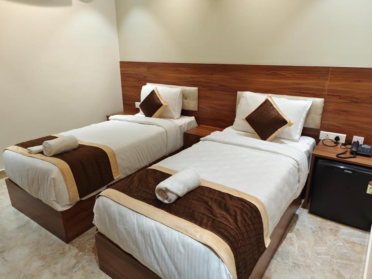 Hotel Thousand Pillars Warangal Exterior foto